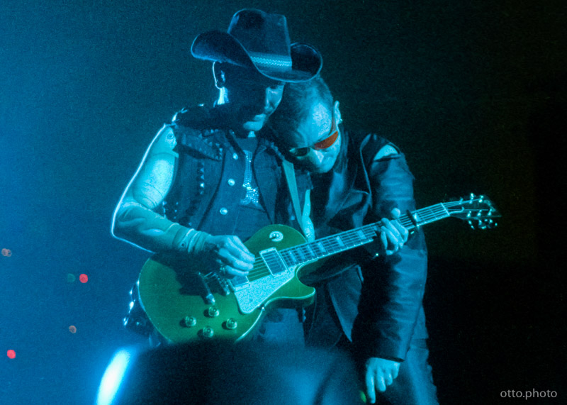 Live concert photo of The Edge, Bono