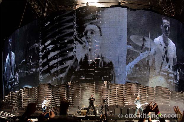 Live U2 concert photo of U2