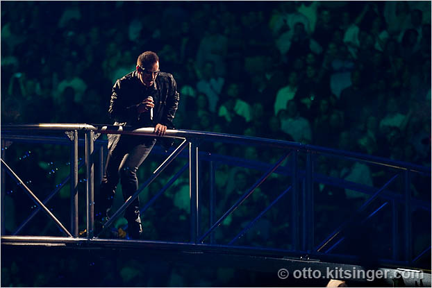 Live U2 concert photo of Bono