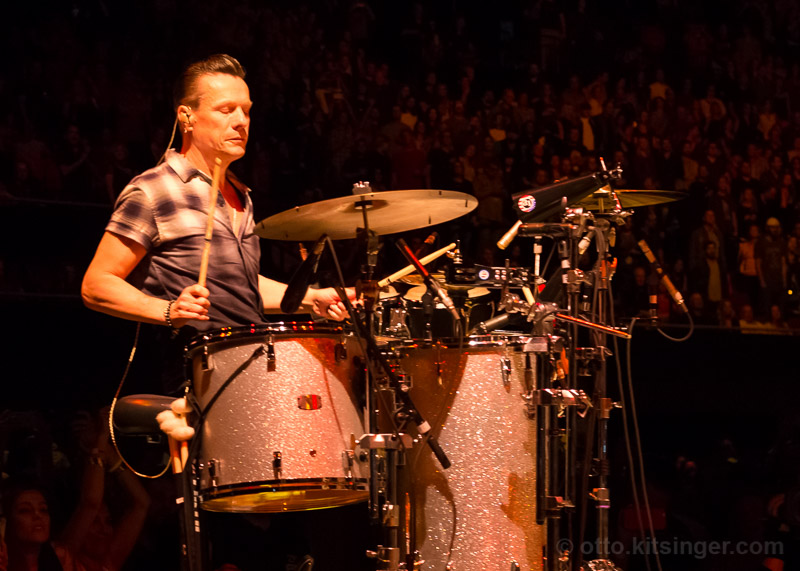 Live concert photo of Larry Mullen Jr